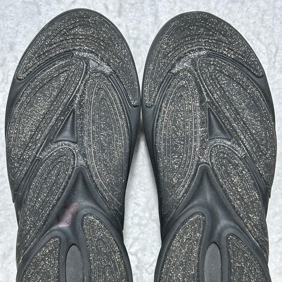 Adidas Originals Mens Ozelia Core Black Carbon Training Sneakers Shoes SZ US 7 - Picture 9 of 11